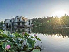 -上海怡沁园度假酒店