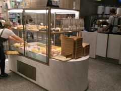 面包甜点陈列柜-奈雪的茶(市百一店)