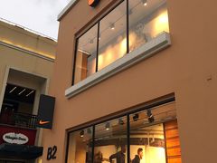 门面-NIKE上海青浦换季优惠店