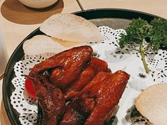 蜜制烤乳鸽-避风塘(百联东郊店)