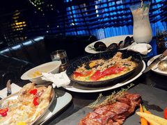 西班牙火腿鸡肉奶油芝士焗饭-C&R西班牙餐厅