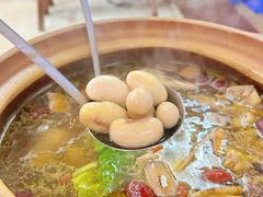 -威邵鸡煲(西华路总店)