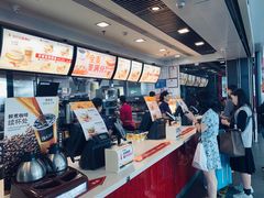 -麦当劳(深圳北站高铁店)