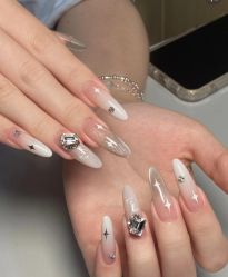 -斯馨·健康美甲美睫