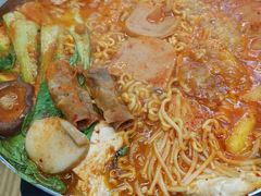 部队锅-李先生的首尔小馆(松江启源广场店)