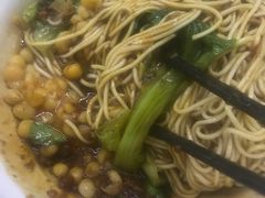 -耙豌豆重庆小面