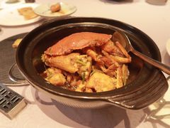黄金膏蟹焗走地鸡-皇朝会.经典传统粤菜(外滩店)