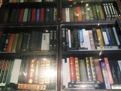 -钟书阁(松江泰晤士小镇店)