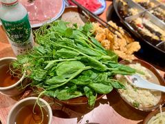 -周小明火锅(黑金冠社区店)