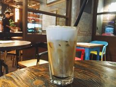 冲绳黑糖牛奶咖啡-The Coffee Academïcs(铜锣湾店)