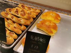 -Dough&Joe团憩(瑞虹天地月亮湾店)