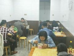 -覃肥叔桂林米粉(粮道街店)