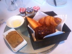 -AZUR聚(香格里拉饭店)