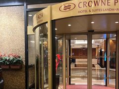 -深圳富苑皇冠假日套房酒店