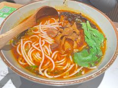 -百春原湖南牛肉粉(百联世纪店)