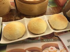 酥皮焗叉烧包-添好运点心专门店(深水埗店)