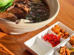 原汤牛肉米粉-湘人龙记老长沙米粉(华普国际大厦店)