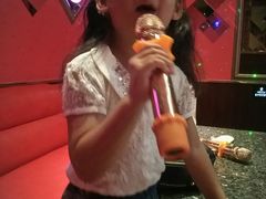 -乐翻天量贩式KTV(淞发路店)