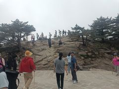 -光明顶山庄