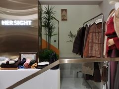 -Her Sight设计师女装集合店(静安华山路店)