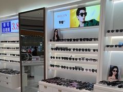 -J-Optical佳视明眼镜·蔡司视觉(青岛金茂览秀城店)