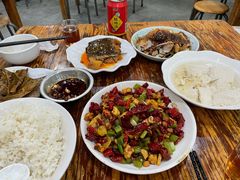 宫爆鸡丁-雨田饭店