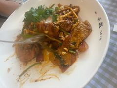 -拿渡·水煮鱼麻辣香锅(王府井奥莱·香江小镇店)