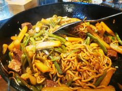 优质牛腩焖面-金豆角砂锅焖面(安贞店)