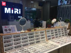-MiRi眼镜连锁·蔡司·尼康控优点合作店(莘庄店)