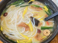 -桥香园过桥米线(国贸店)