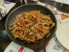 干炒牛河-伯顿西餐厅(厚街香榭丽店)