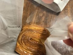 -VERIE BAKEHOUSE