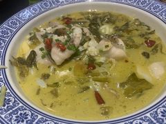 酸菜鱼-嘉逸传菜(洛川东路店)