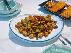 -嗨辣小聚·盘锦河蟹·海鲜烧烤龙虾(盘锦十年好店)