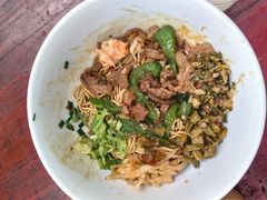 辣椒炒肉干拌面-虎子面粉馆(五一东村店)