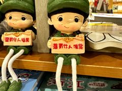 -新华里咖啡书吧(新华书店小寨店)