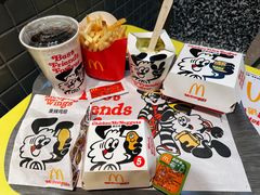 -麦当劳(呼市新华东街店)