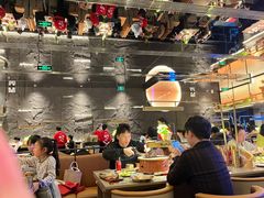 大堂-西塔老太太泥炉烤肉(温州首店万象城黑金店)