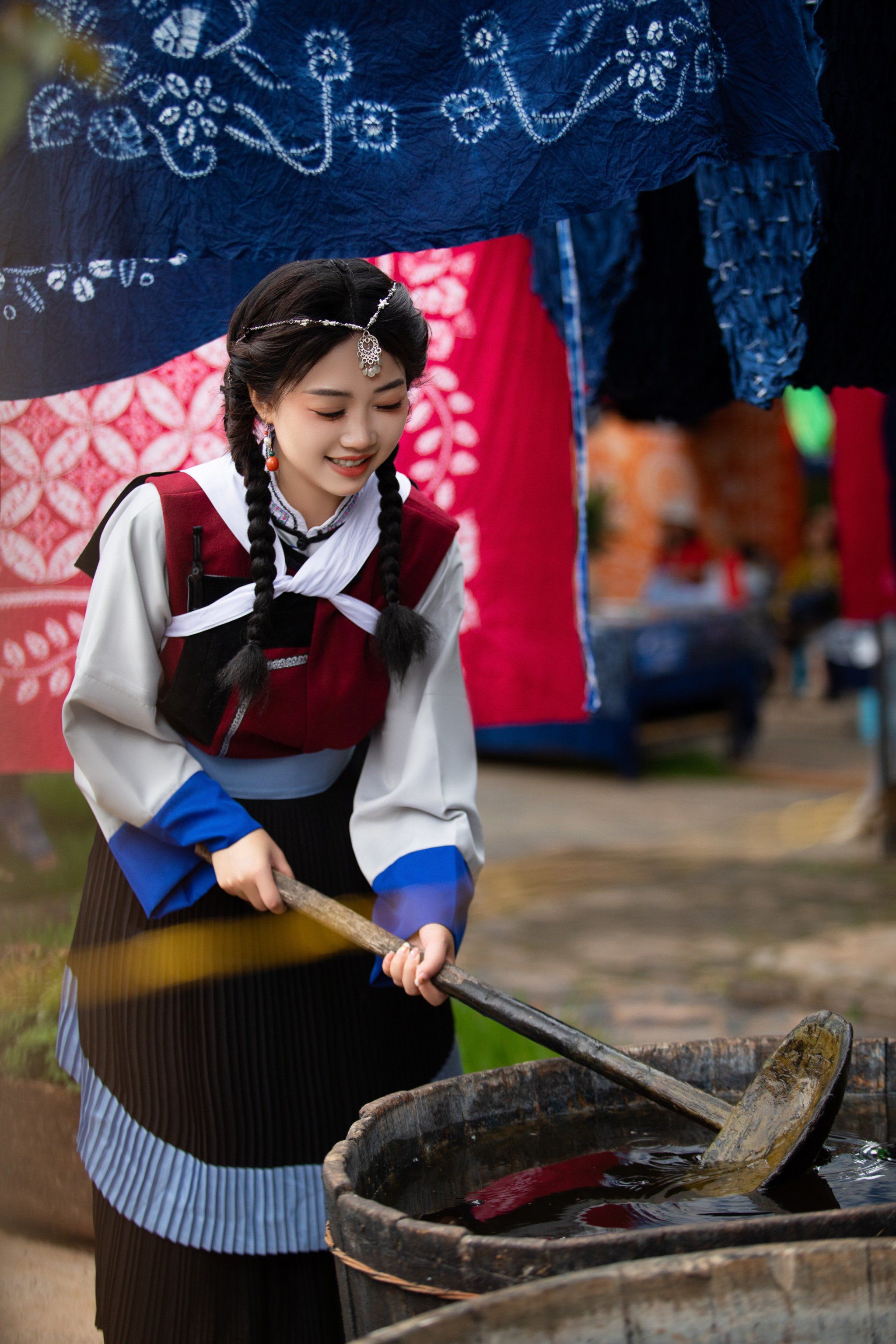 纳西族民族服饰写真!