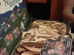 -芸山季·云南山珍菌火锅(人民广场来福士店)