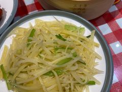 -老郑家东北春饼(龙悦居店)