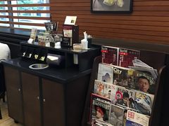 -星巴克(西藏路店)
