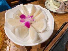 -老滇山寨•云南特色菜•地方菜•民族风情歌舞表演(金碧店)