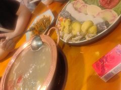 -民食香·腊排骨野生菌美食(木府店)