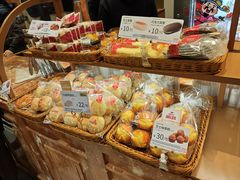 -山崎面包(静安久光店)