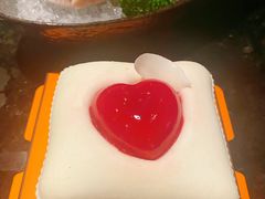 -红跑车蛋糕世界(龙湖杭州西溪天街店)