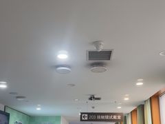 -大连何氏眼科医院