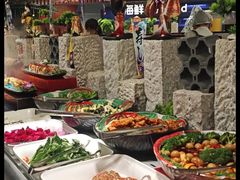 -四囍码头海鲜烧烤自助火锅(外滩南京东路悦荟广场店)