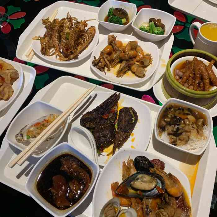 唱k自助餐非堂会莫属是朋友聚会的首选地方食品品种挺