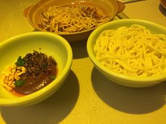 -龙门阵茶屋川菜馆(武康路店)